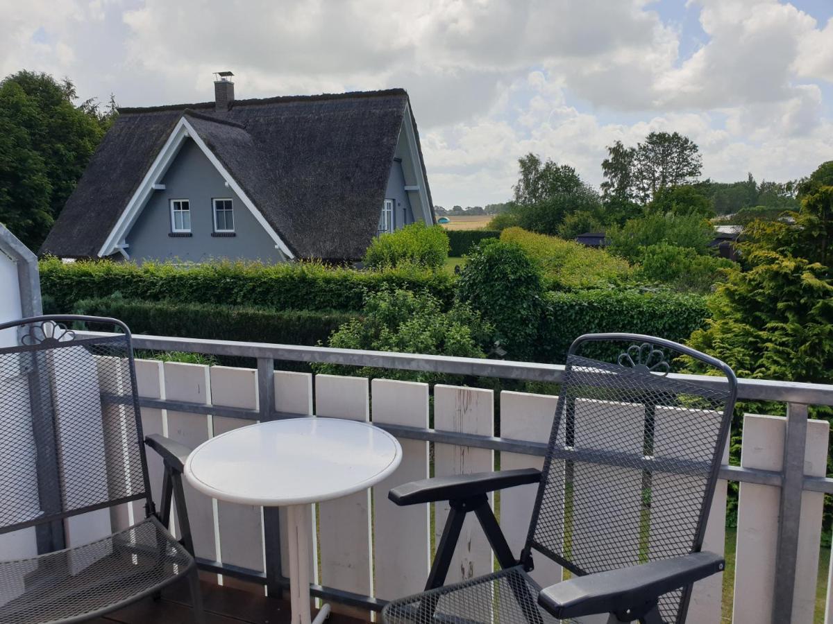 Buhne II Og Appartement Wieck Buitenkant foto